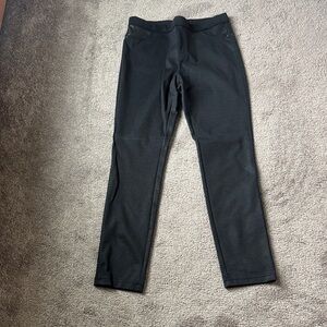 DKNY Black Jeggings SIZE M 🎟️